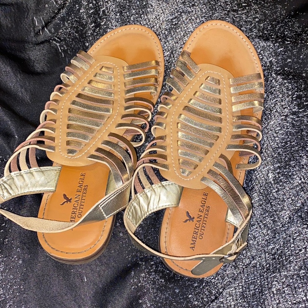 American Eagle Sandals